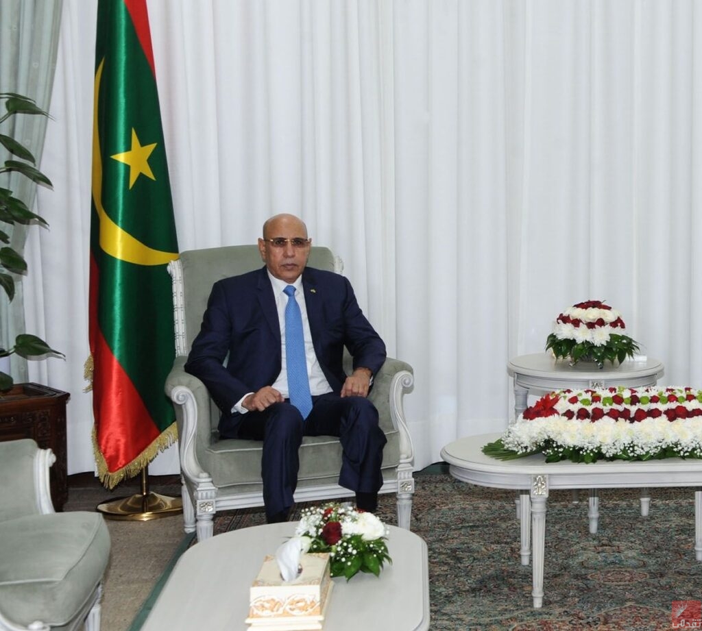 Ould Ghazouani visite la zone industrielle d’Oran