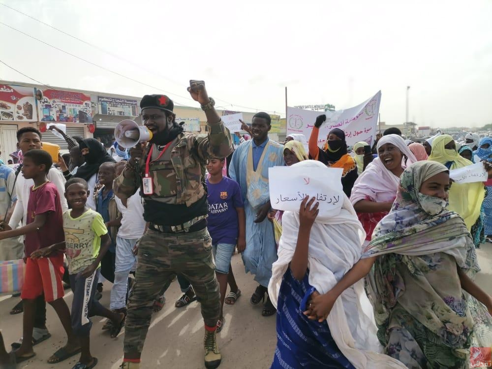 La police arrête le militant Mohamed Lemine Seck