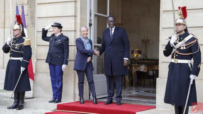 Le sourire d’Elizabeth Borne suscite une polémique politique au Sénégal