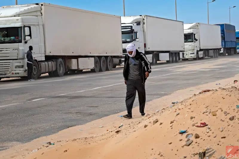 Médias marocains : Blocage de camions de marchandises à Guerguerat en raison de la hausse des taxes