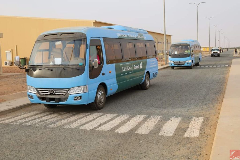 Kinross annonce la mise en service de bus électriques à Tasiast