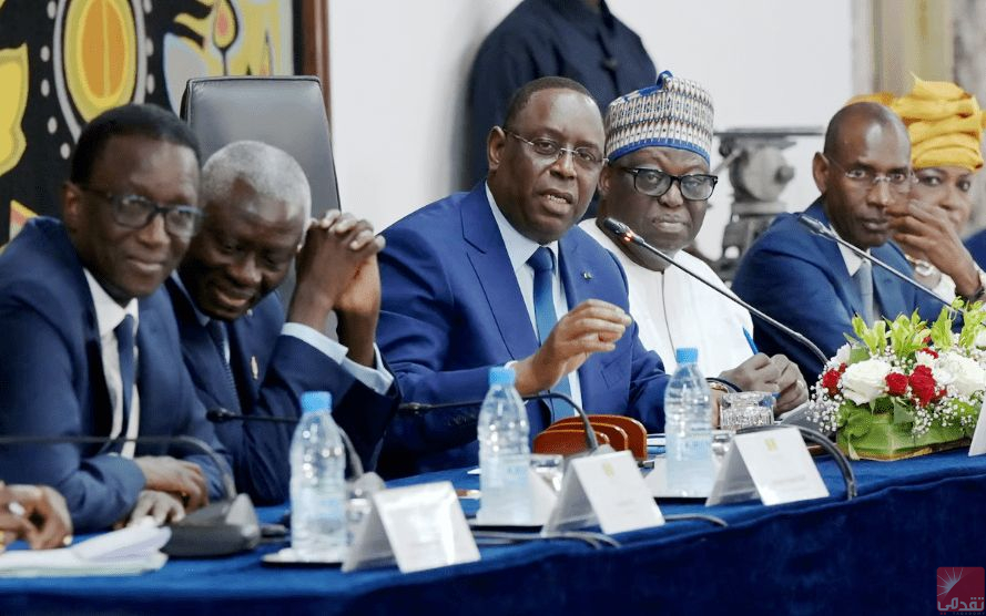 Sénégal : Le président Sall mène un « dialogue » pour une sortie de crise