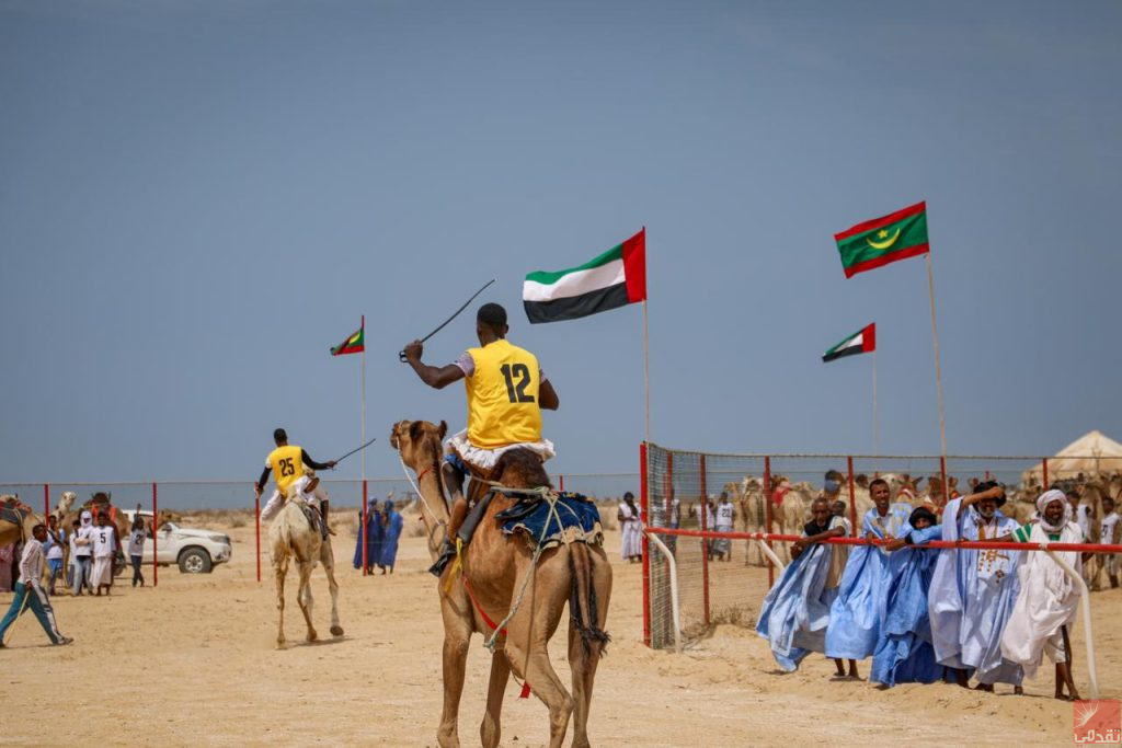 L’ouverture de la première piste de courses de chameaux à Nouakchott avec le soutien des Émirats