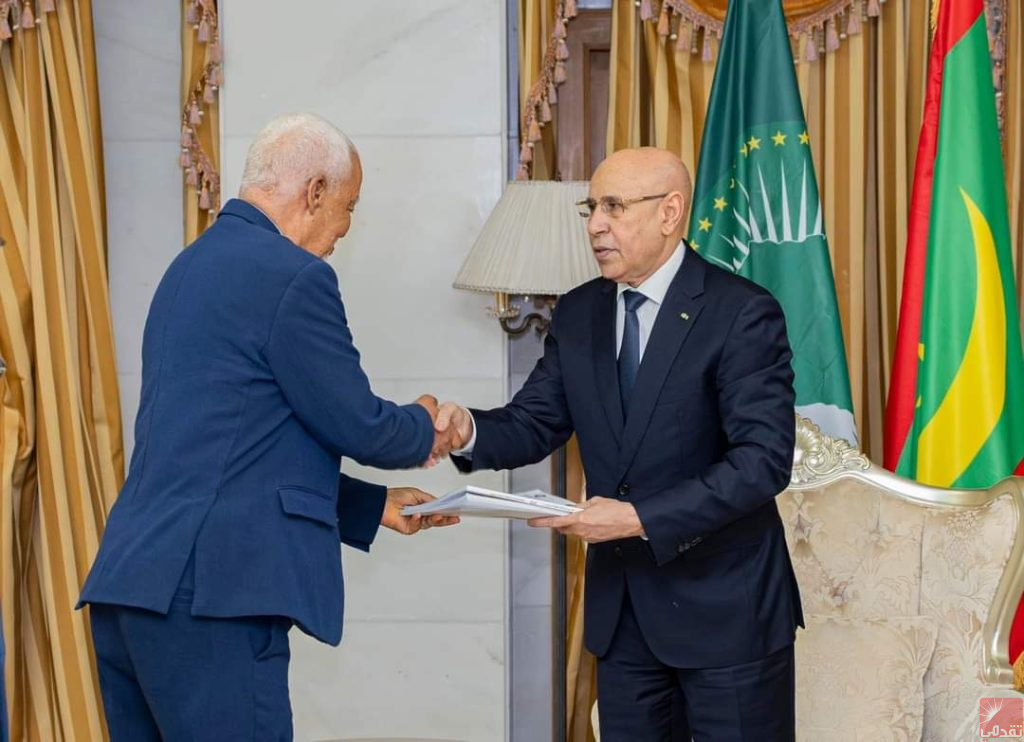 Ghazouani reçoit un rapport sur l’élection présidentielle du 29 juin 2024