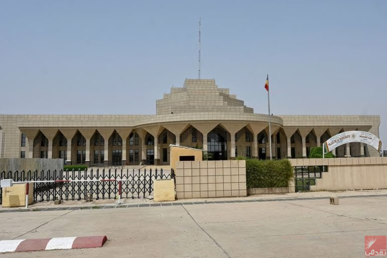 Tchad: Le parlement élu tient sa première session