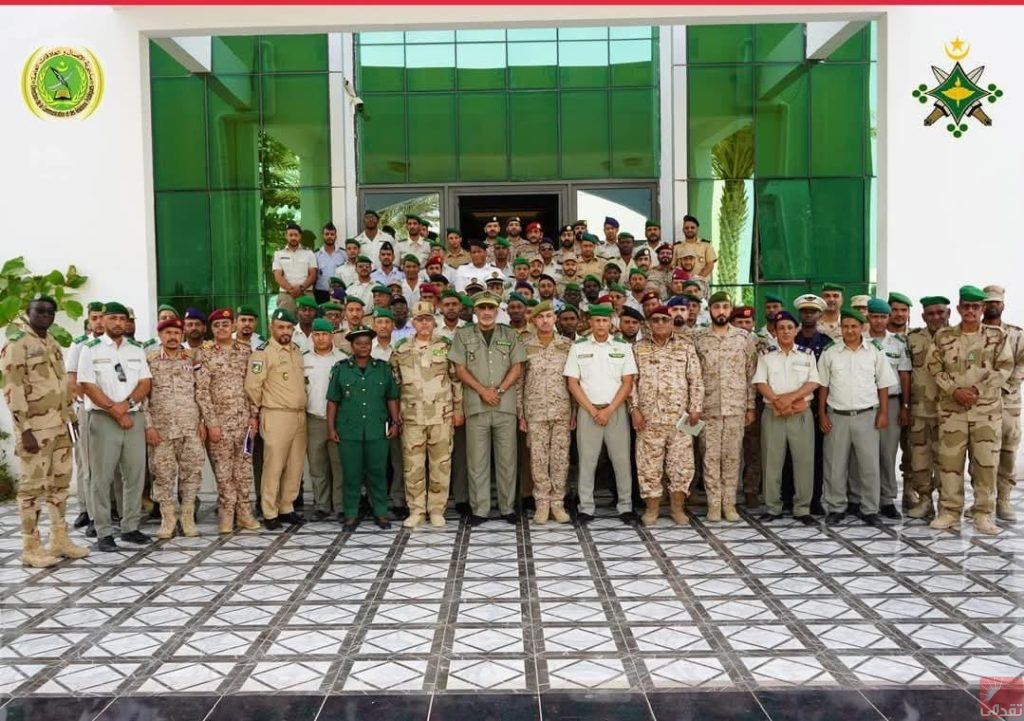 Pour acquérir de l’expérience pratique, une promotion militaire visite l’unité des opérations