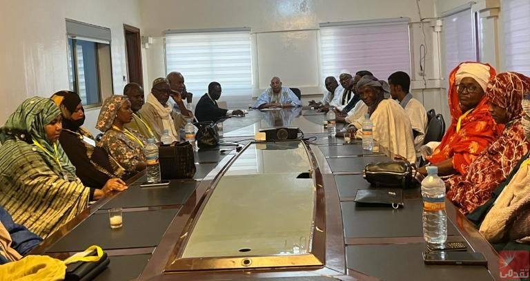 Moussa Fall rencontre les membres d’une initiative communautaire visant à promouvoir la cohésion sociale