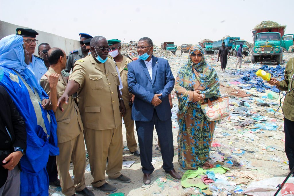 Le ministre de la décentralisation insiste sur l’accélération du nettoyage de Nouakchott Sud