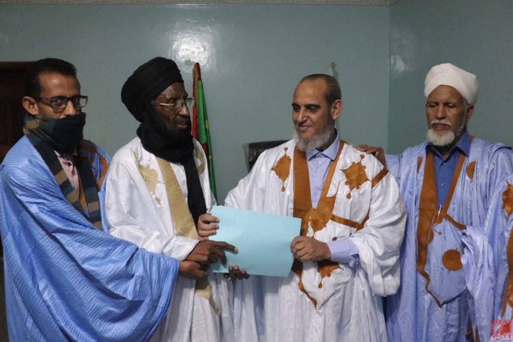 Le président de « Tewassoul » annonce le soutien de son parti à la mise en œuvre de l’article 6 de la Constitution
