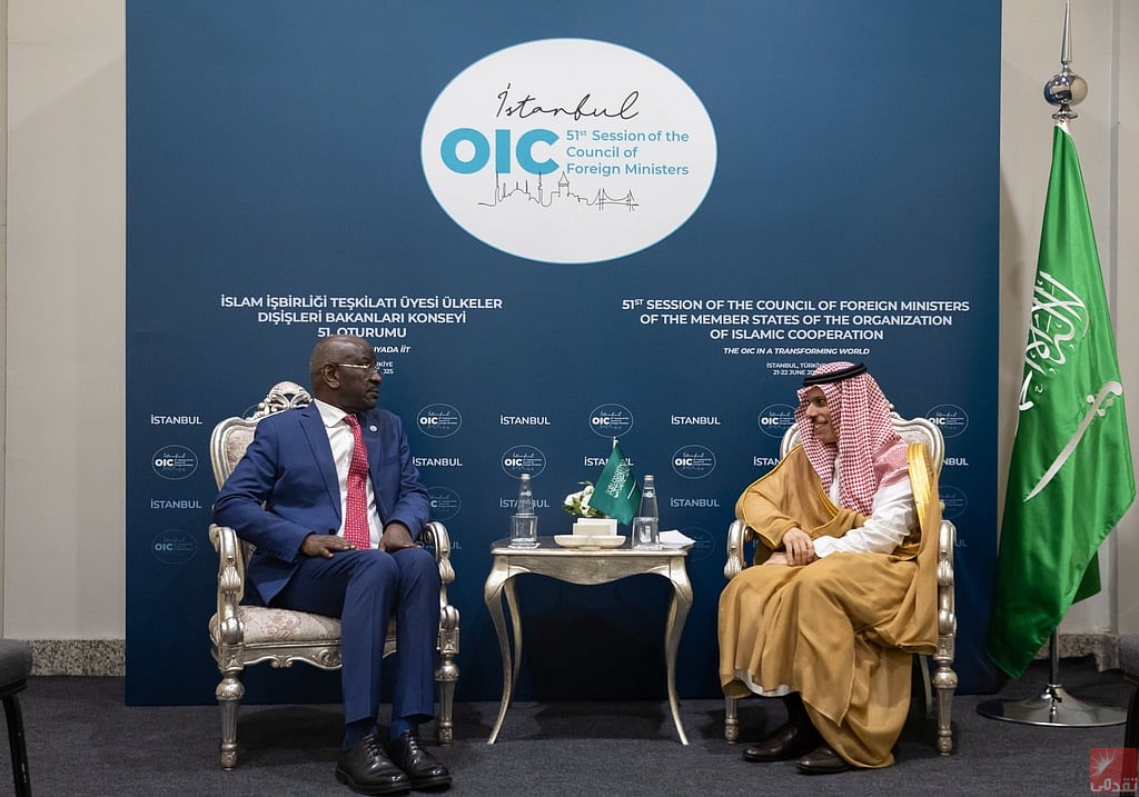 Les ministres des Affaires étrangères de la Mauritanie et de l’Arabie saoudite discutent des relations bilatérales