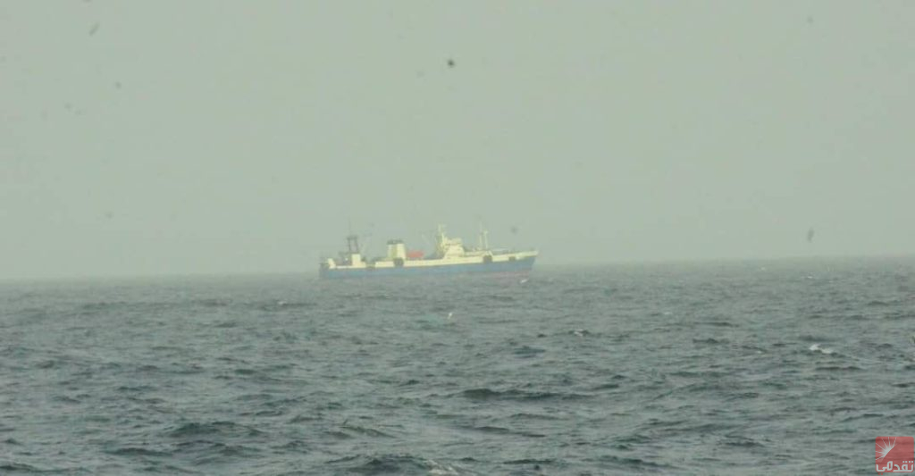 Au milieu de craintes de violations environnementales, des navires de pêche russes repérés près de la réserve d’Arguin