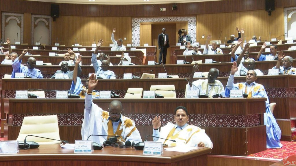Nouveaux articles pour réguler la levée de l’immunité parlementaire… et controverse parmi les députés