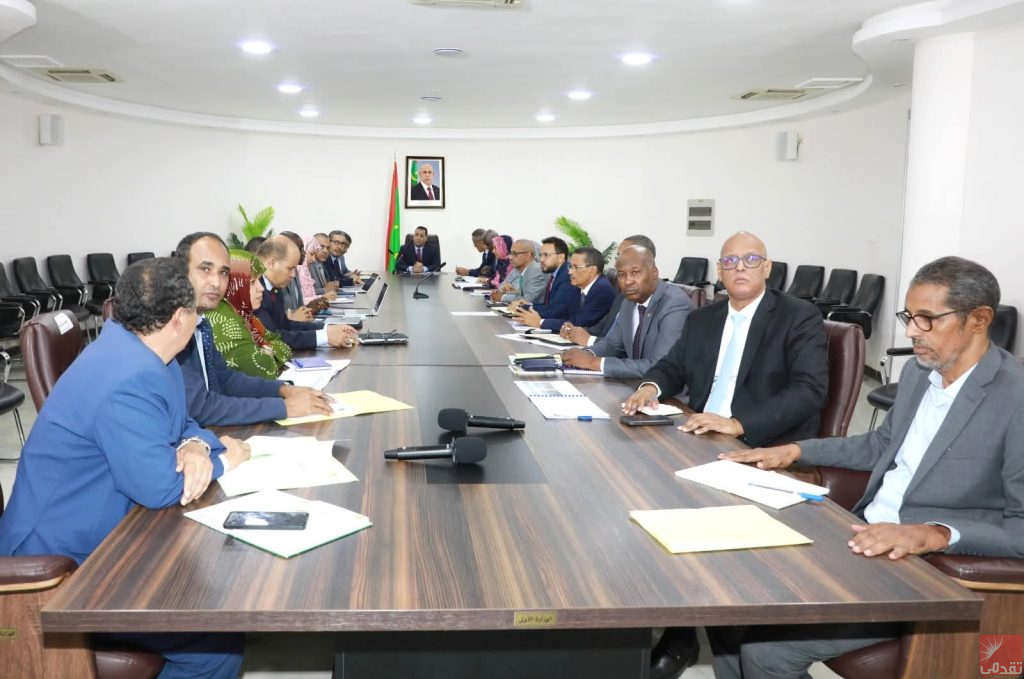 Réunion gouvernementale pour examiner le programme de rénovation du centre-ville
