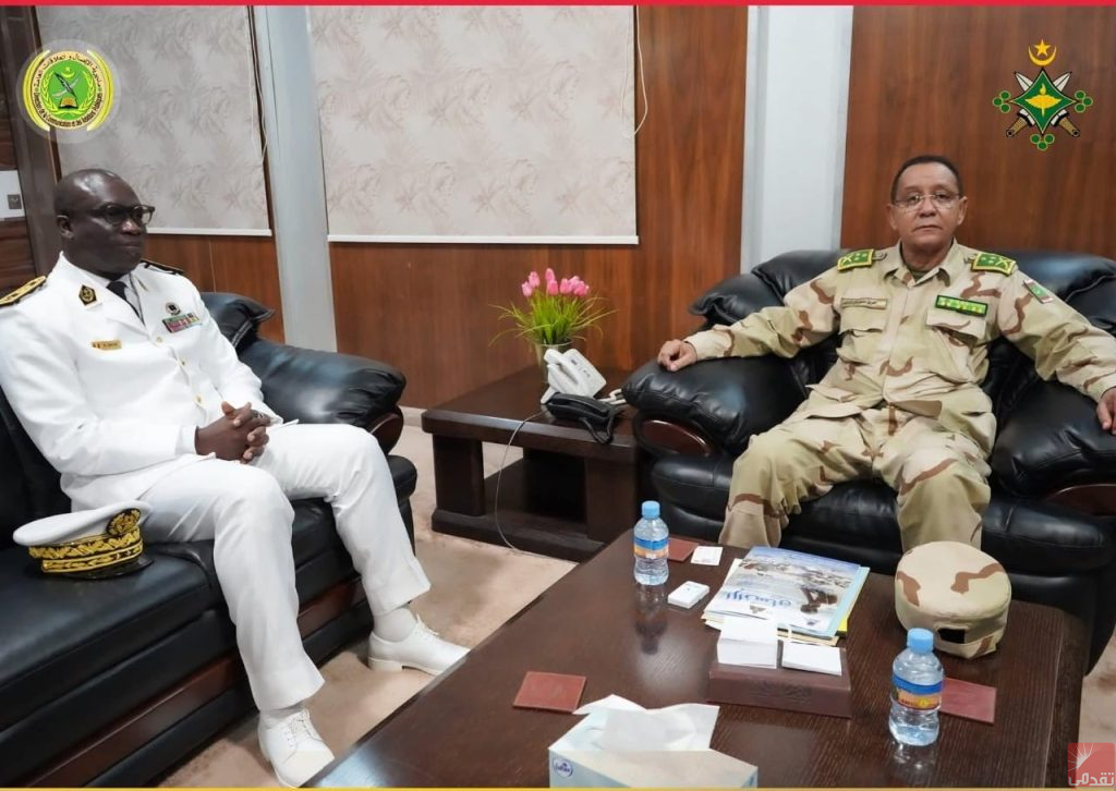 Le chef d’état-major de la marine sénégalaise visite la Mauritanie