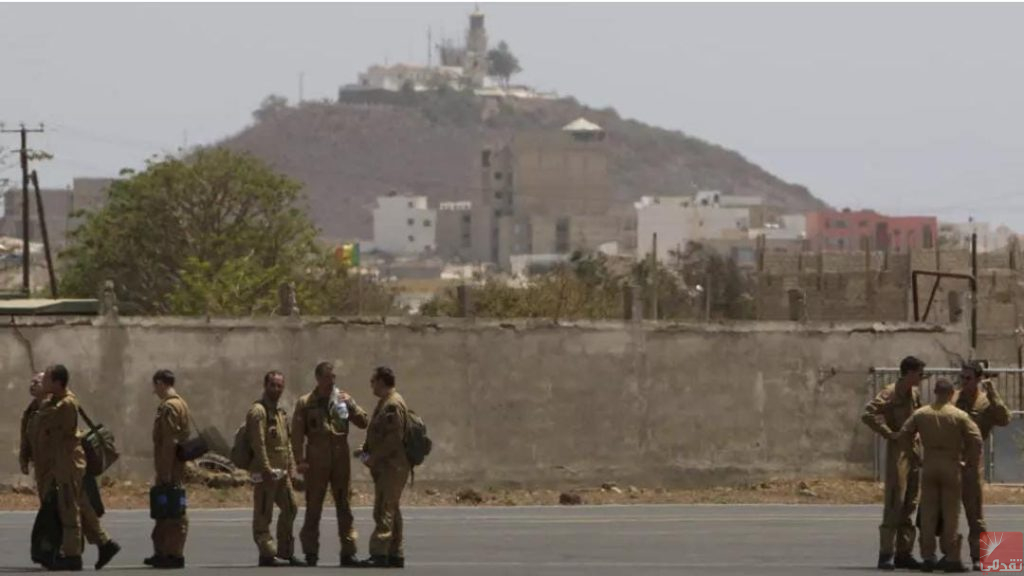 Le Sénégal prend possession de la dernière base à Dakar et tourne la page de la présence militaire française